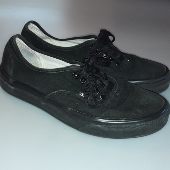 triple black vans mens